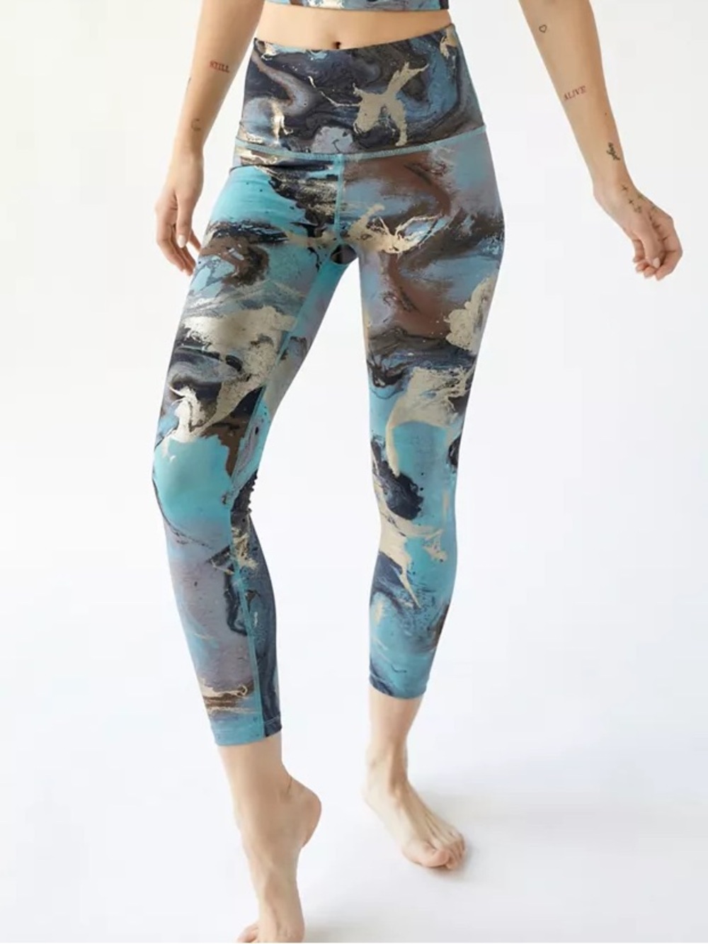 Beyond Yoga Blue Multi Abstract Print High-Waisted Midi Leggings Size S